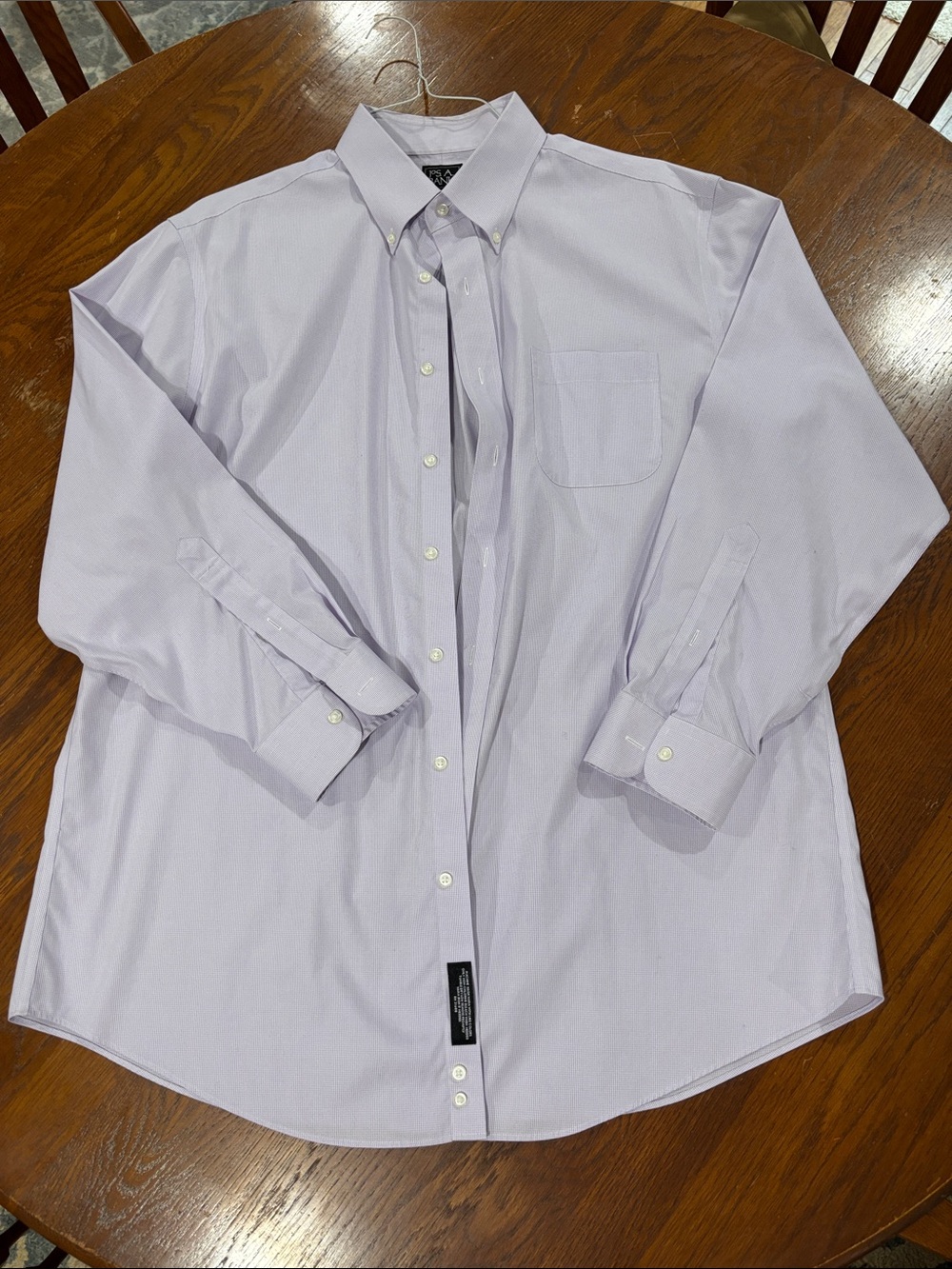 Men's Lavender Button-Down Dress Shirt with Chest Pocket